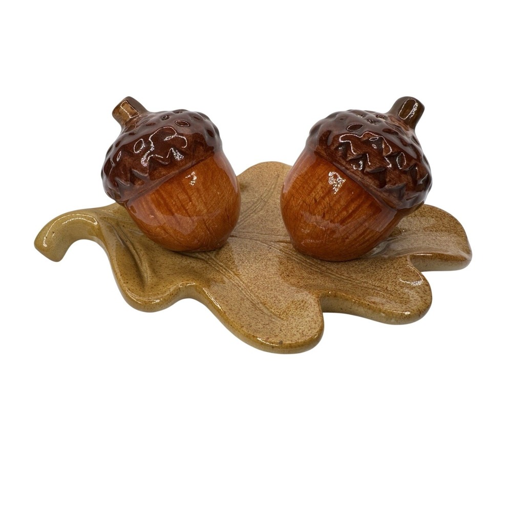 Ceramic Acorn Salt Pepper Shakers Set Oak Leaf Tray Fall Thanksgiving Decor